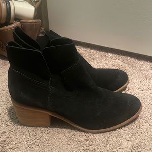 BP black bootie